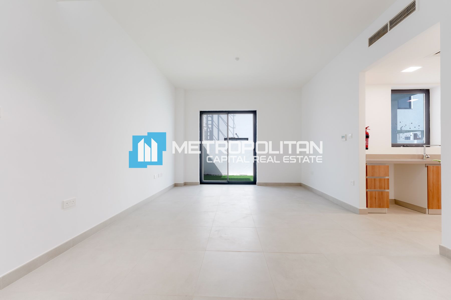 2 BR with Maids | Single Row | vacant from July