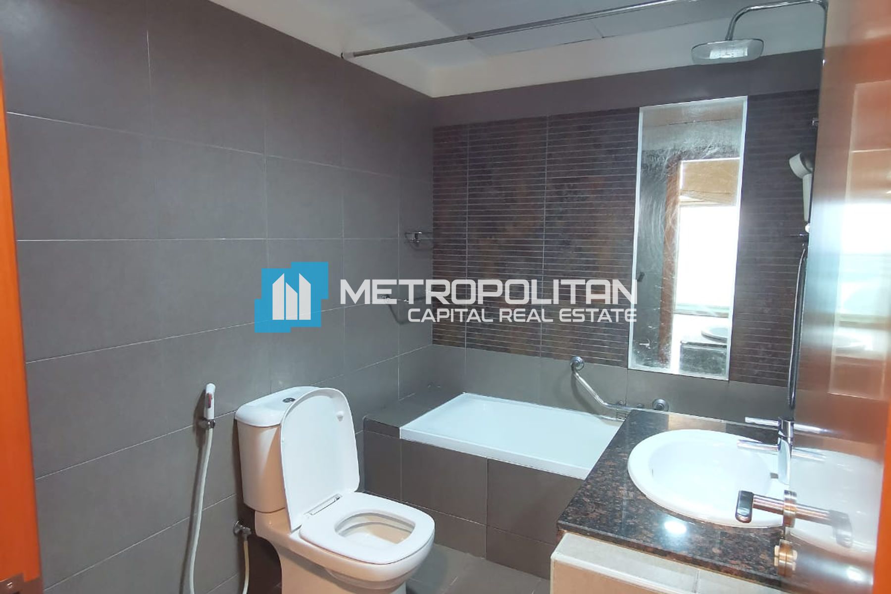 Mangrove and Sea View|High Floor| Upgraded| Vacant