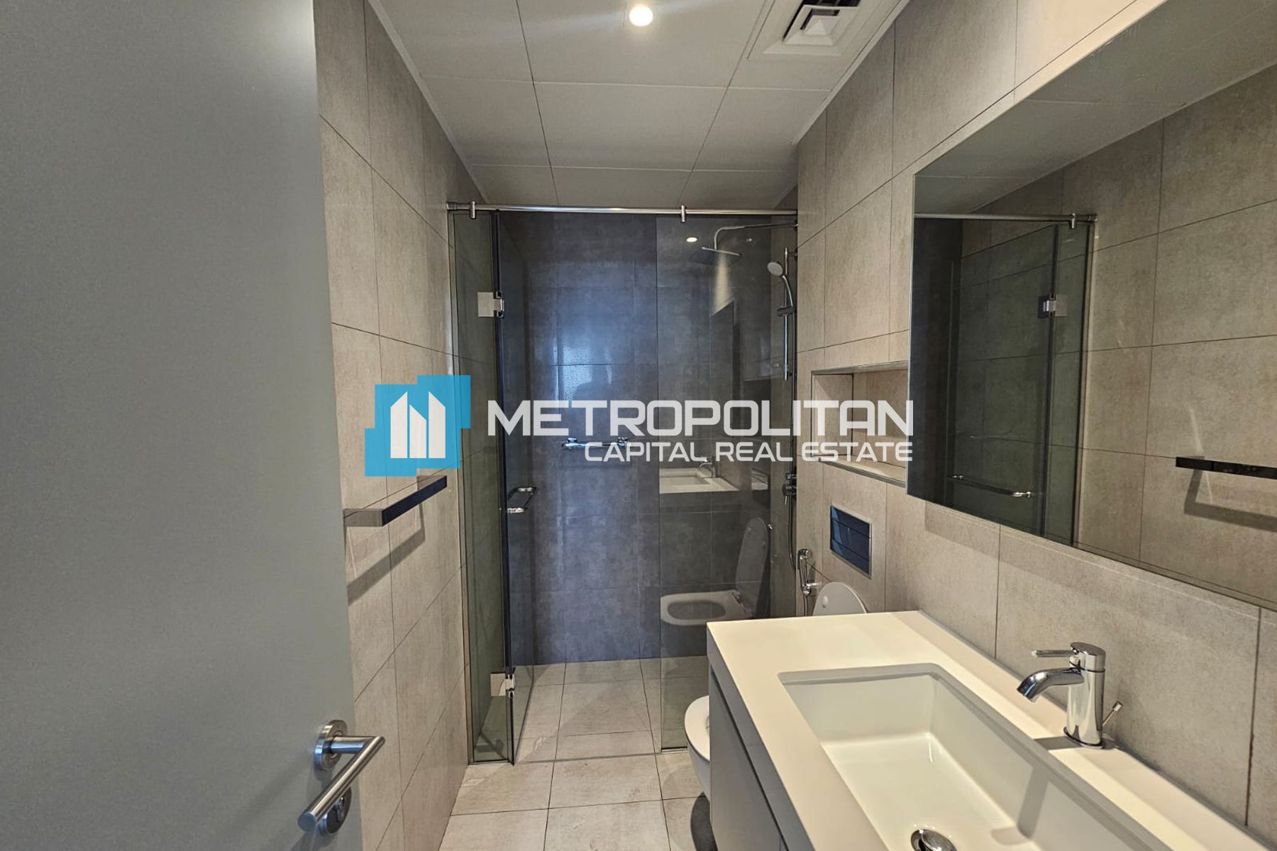 Full Canal View | 3BR w/ Balcony | Ready to Move