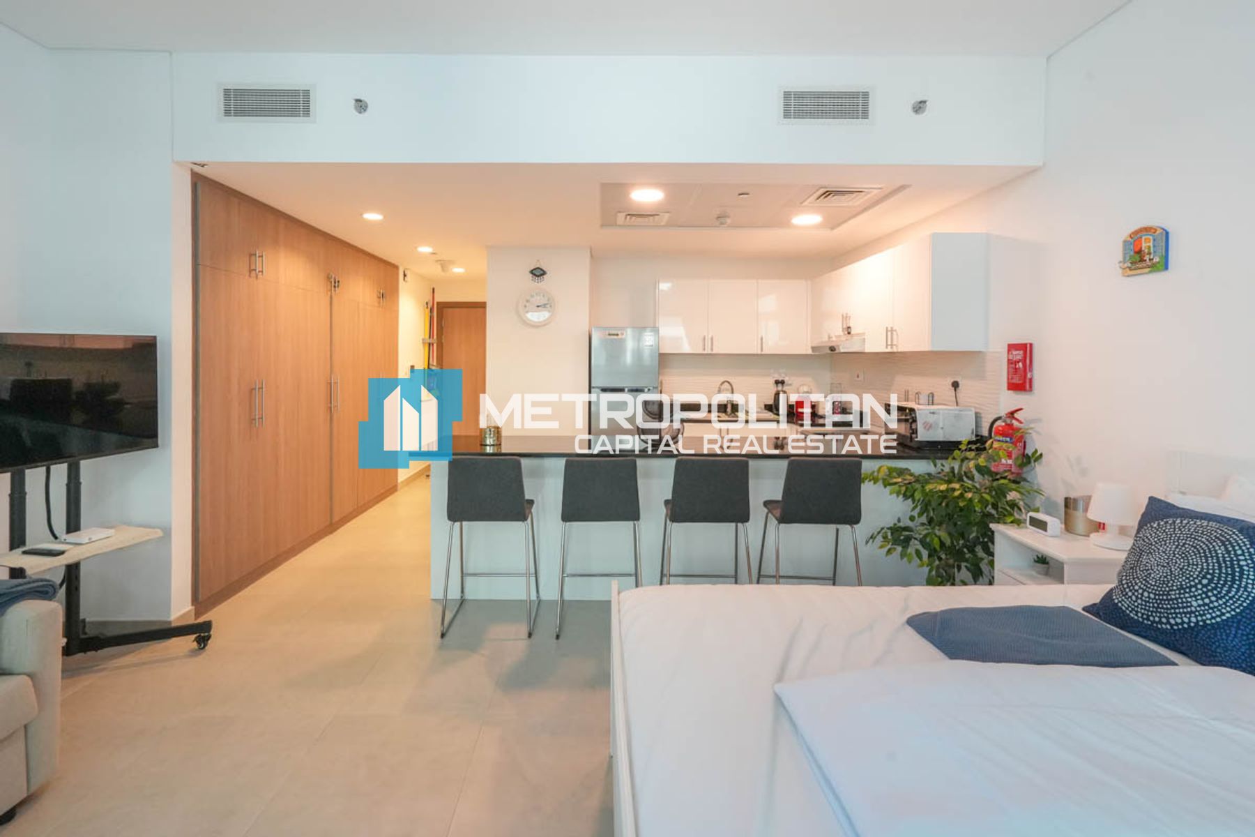 Studio w/ Balcony | Fully Furnished | Vacant Unit