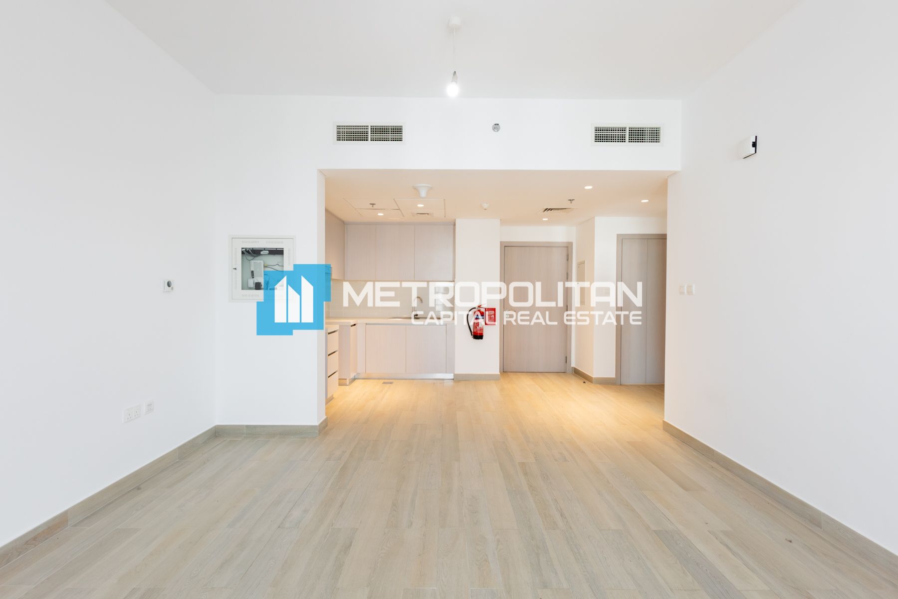 1BR Apartment for Rent in Waters Edge, Yas Island - MCR-7785