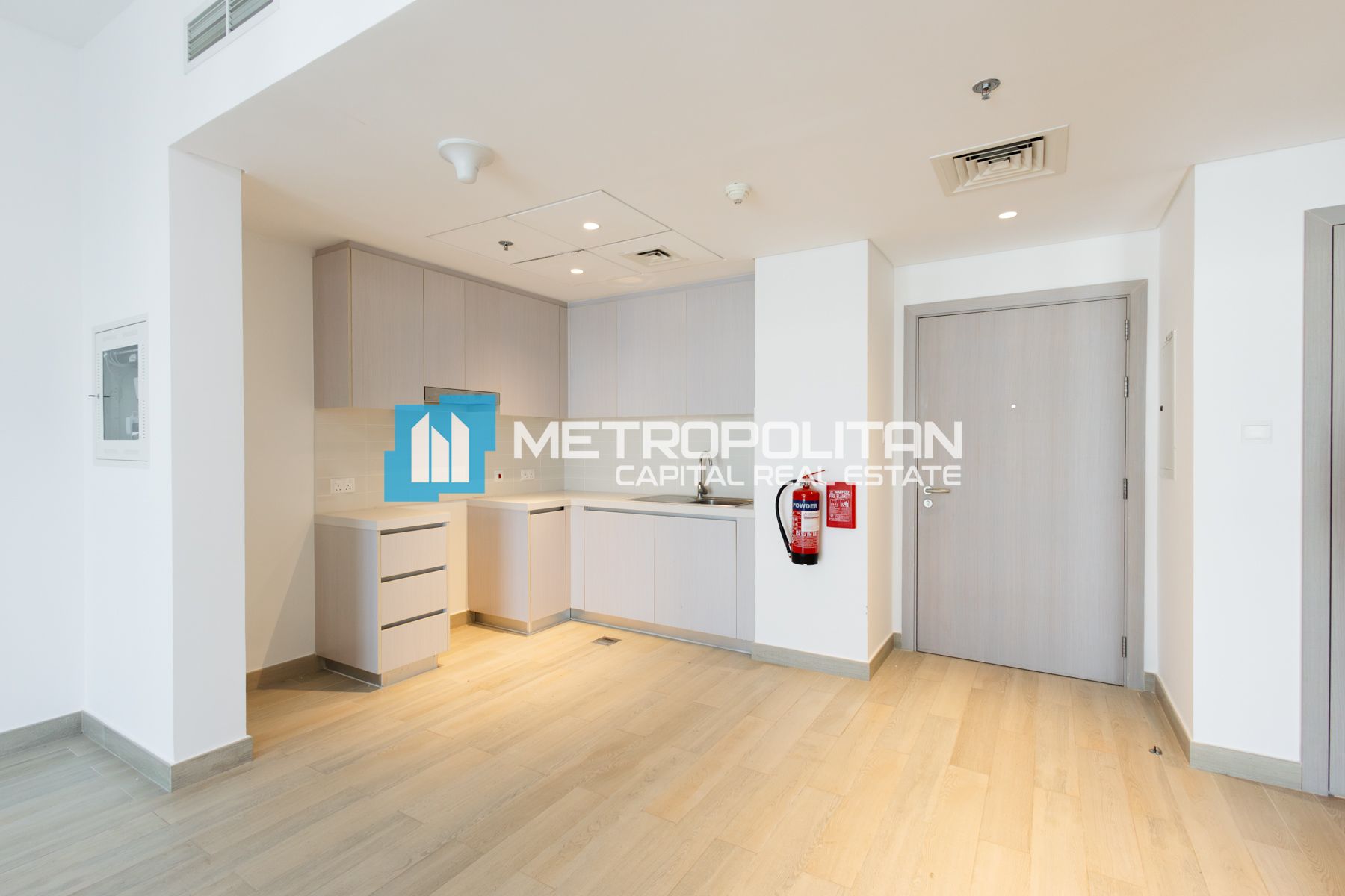 Canal View | 1Bedroom w/ Balcony | Vacant Unit