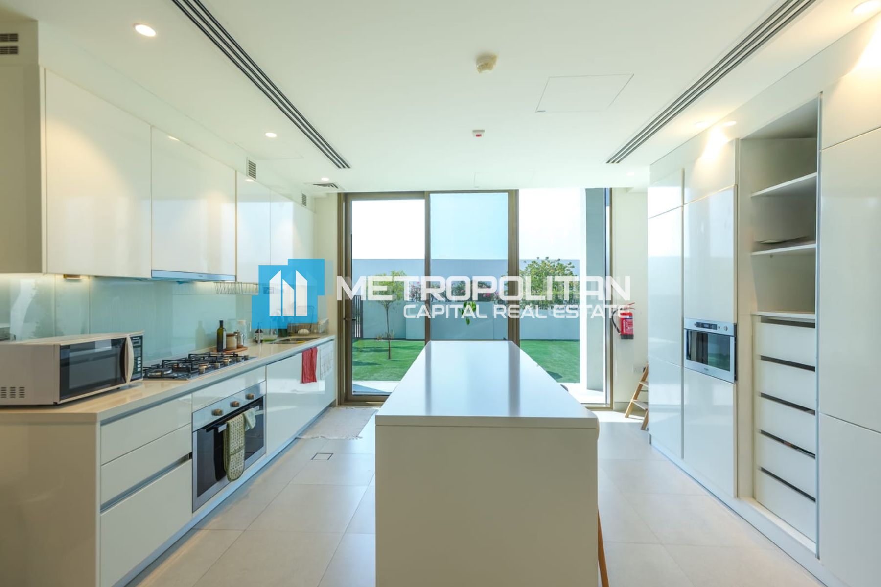 Single Row Corner | Maid Room | Close to Amenities