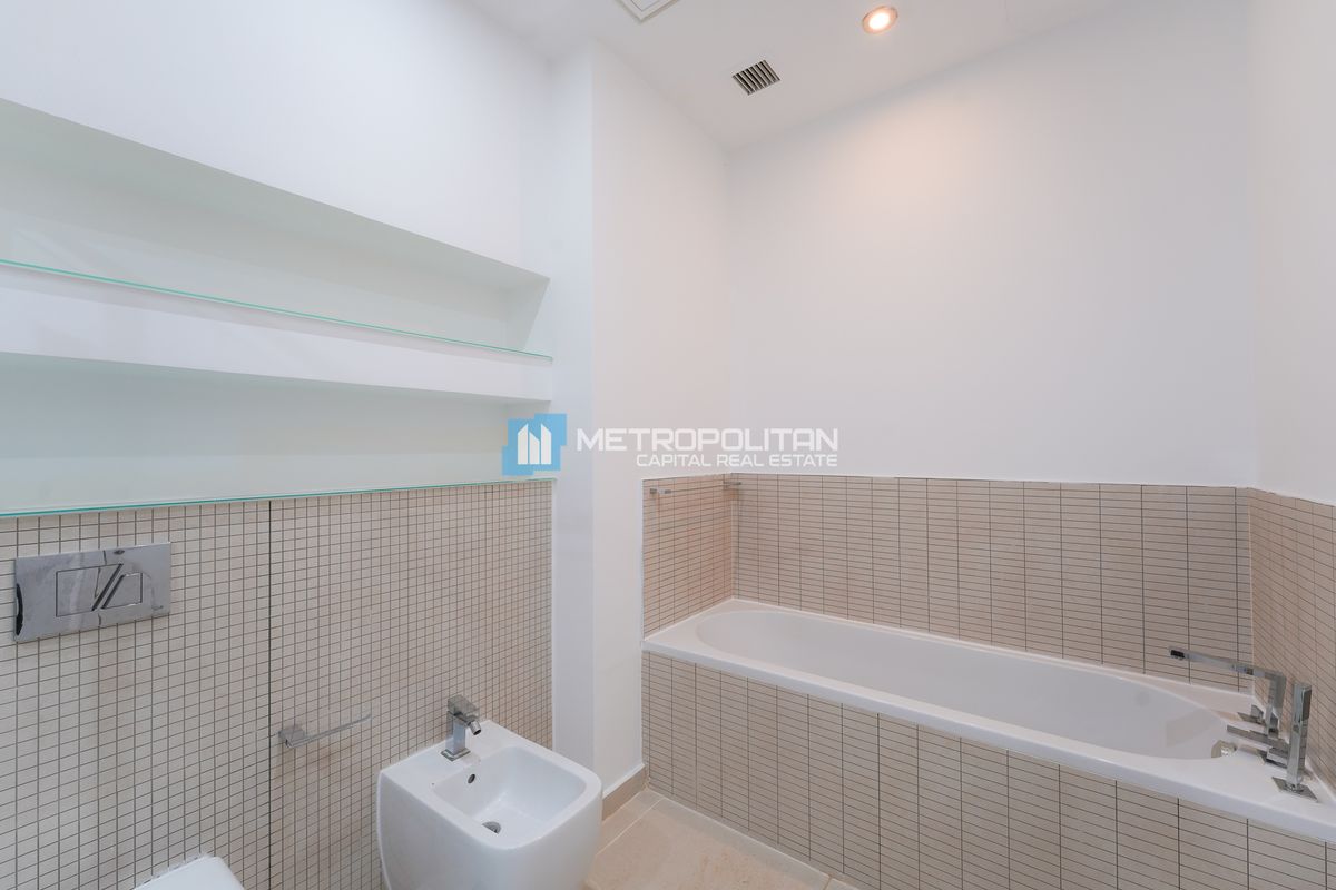 2BR w/ Balcony | Partial Sea View| Well Maintained