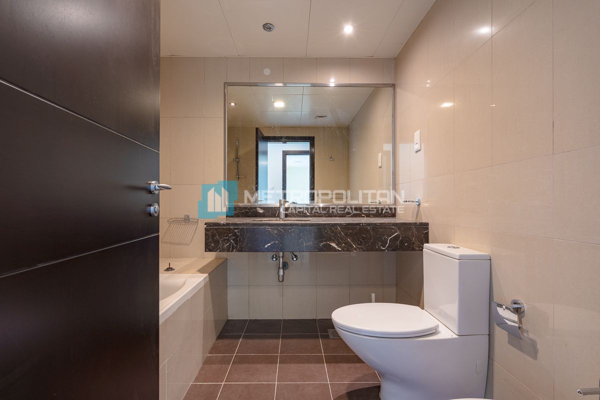 1BR + Study Room | Kitchen Appliances | Vacant