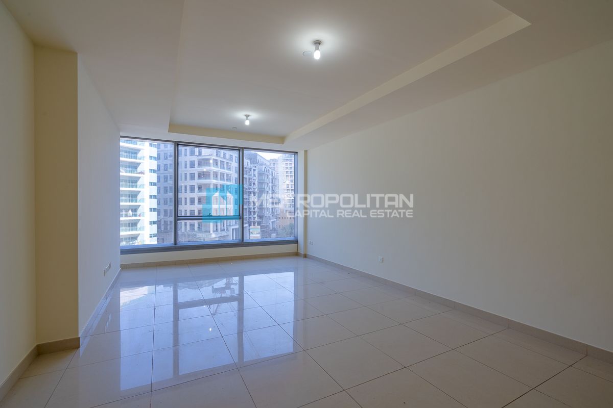 1BR + Study Room | Kitchen Appliances | Vacant