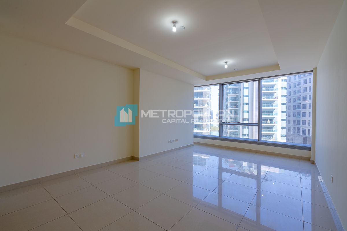 1BR + Study Room | Kitchen Appliances | Vacant