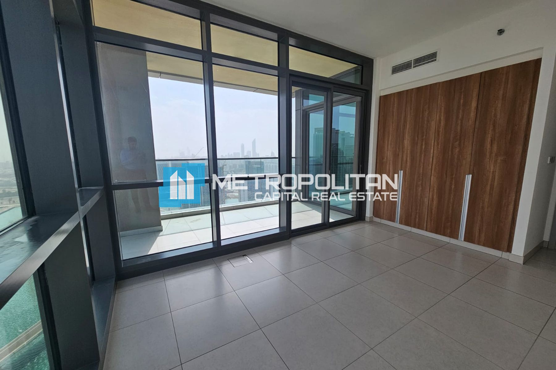 Canal View | Corner 3BR | Vacant Unit | High Floor