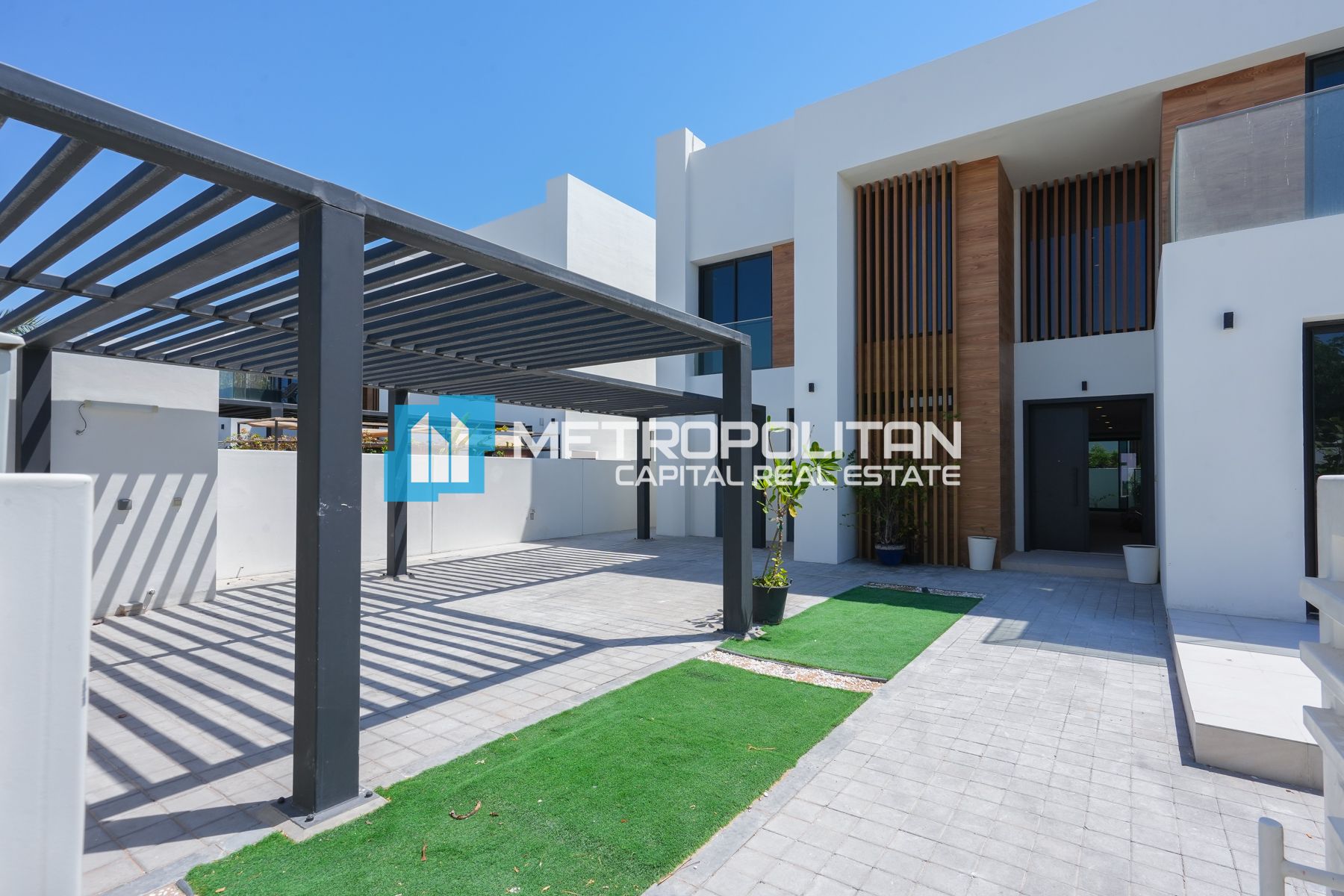 premium Finishing  | Private Pool | 4 BR w/ Maid's