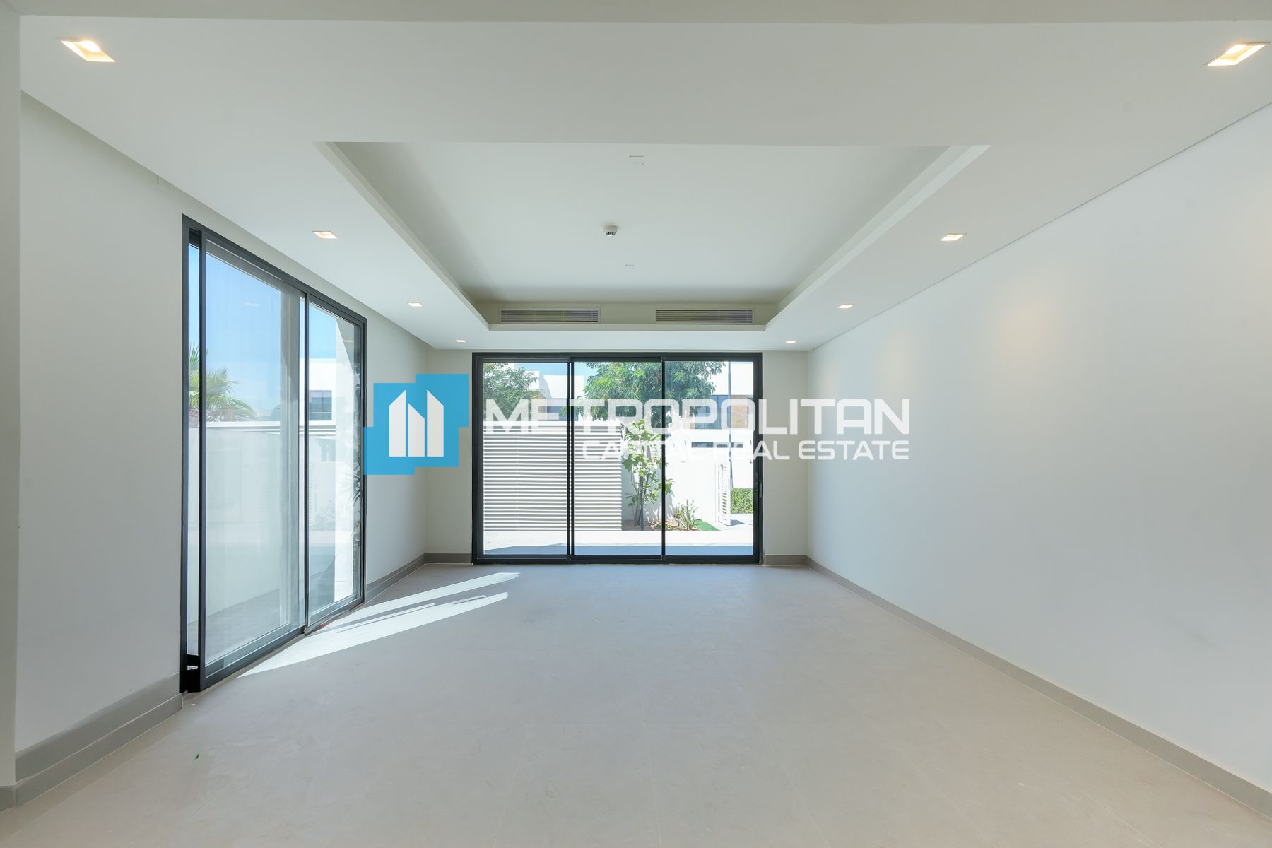 premium Finishing  | Private Pool | 4 BR w/ Maid's