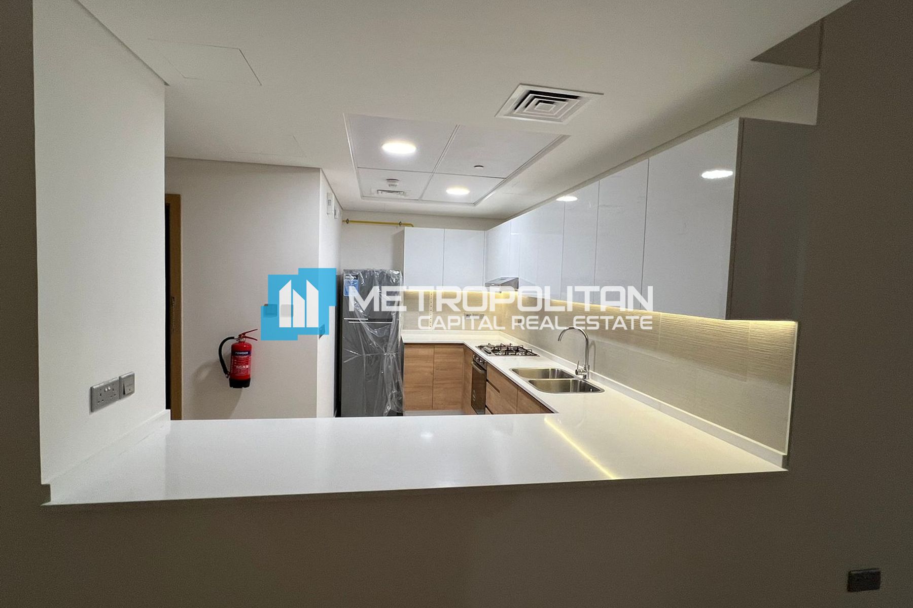 1 BR with Balcony | Vacant Unit | Prime Location