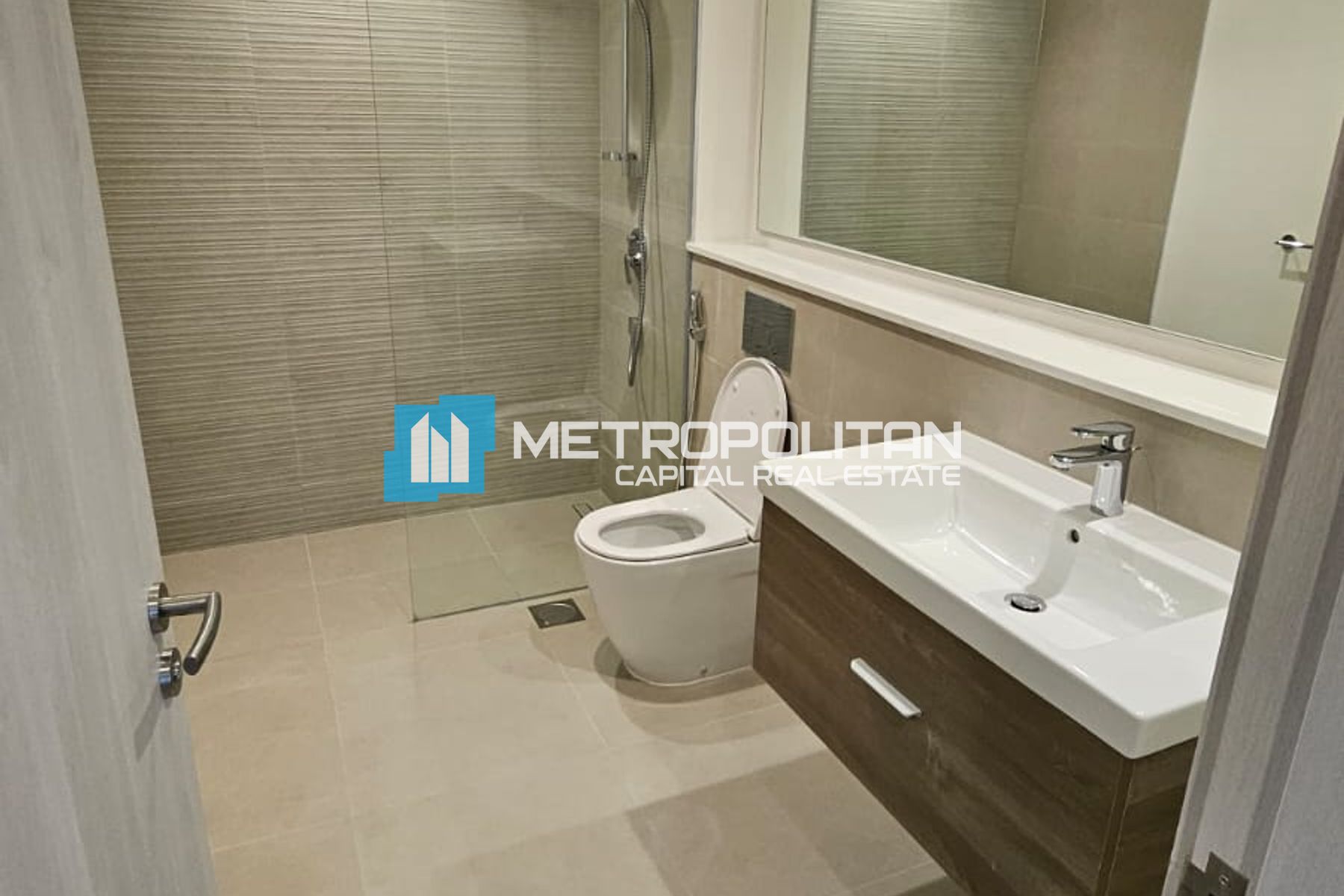Golf & Sea View | Spacious 2BR w/ Maid | Vacant