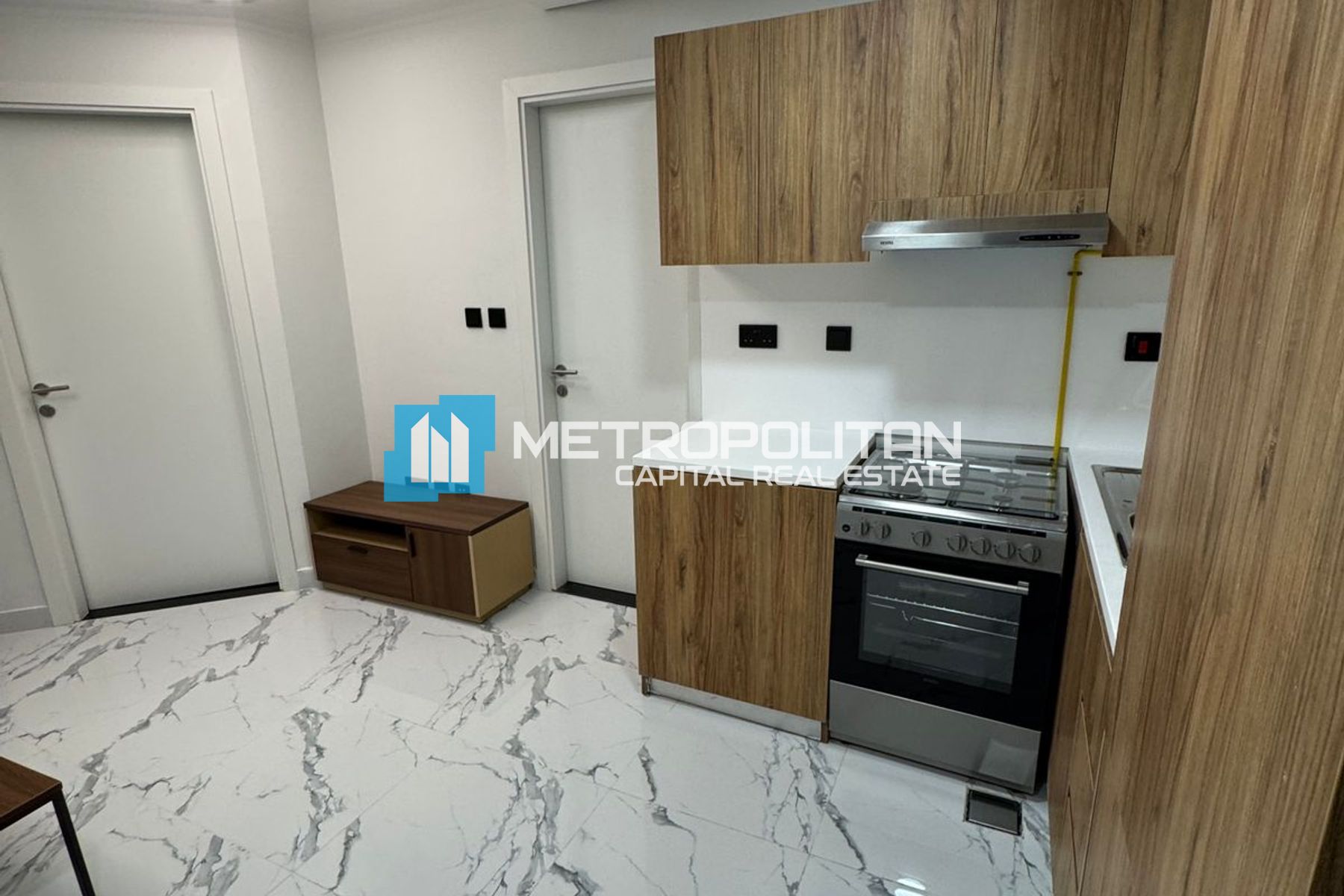 1BR Junior w/ Balcony | Furnished | Vacant Soon