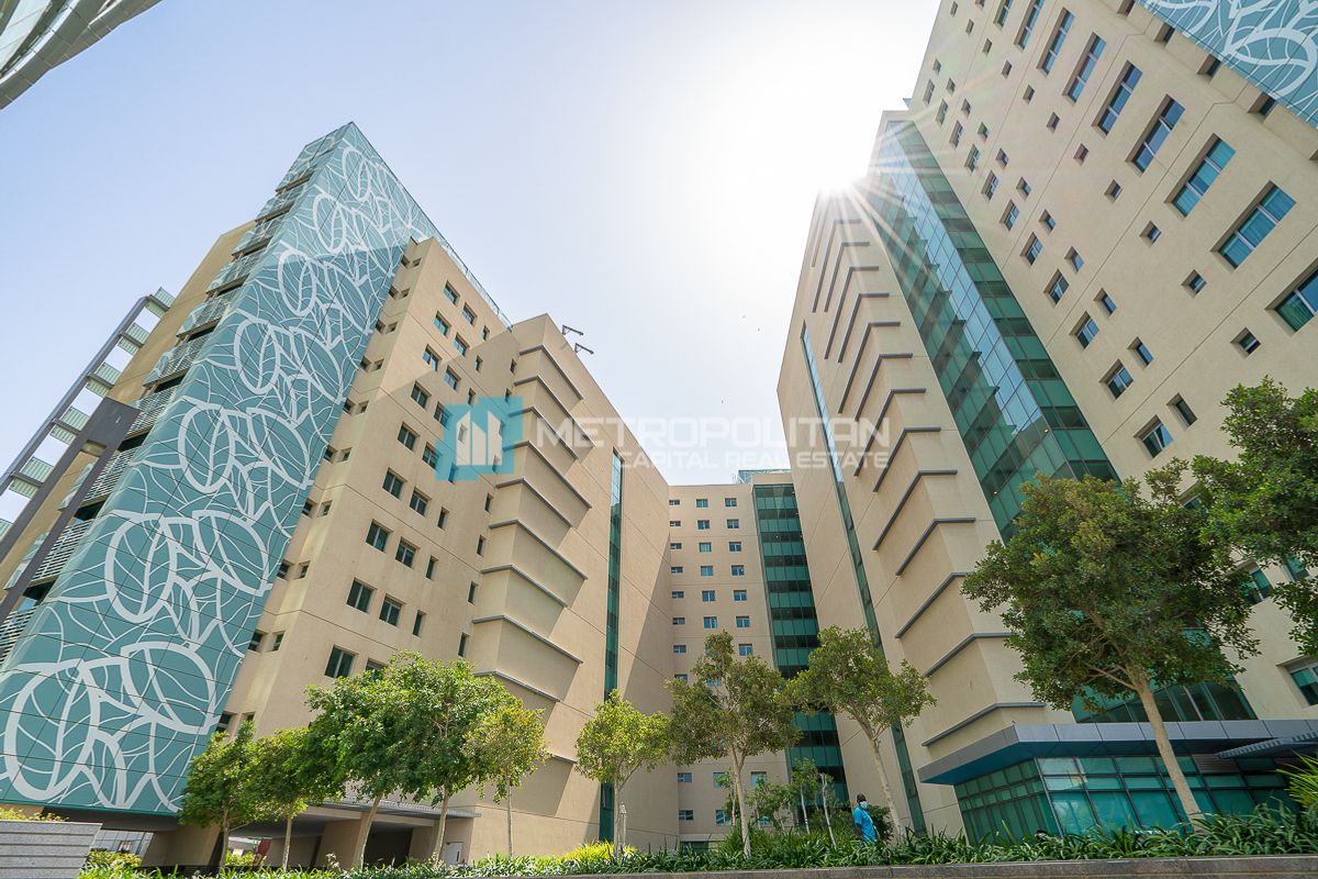 شقة للإيجار في Al Maha 2، Al Raha Beach - MCR-7898