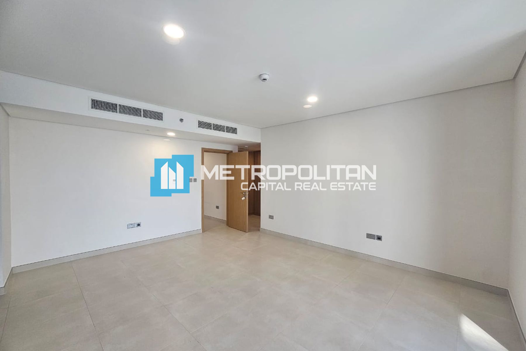 Duplex | 2BR+M w/ Balcony | Canal View | Vacant