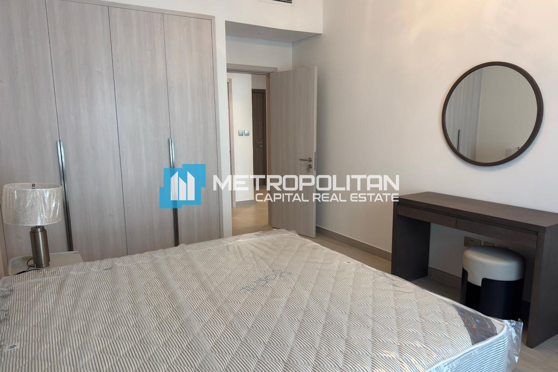 Vacant 1BR+Balcony | Golf Course View | Furnished