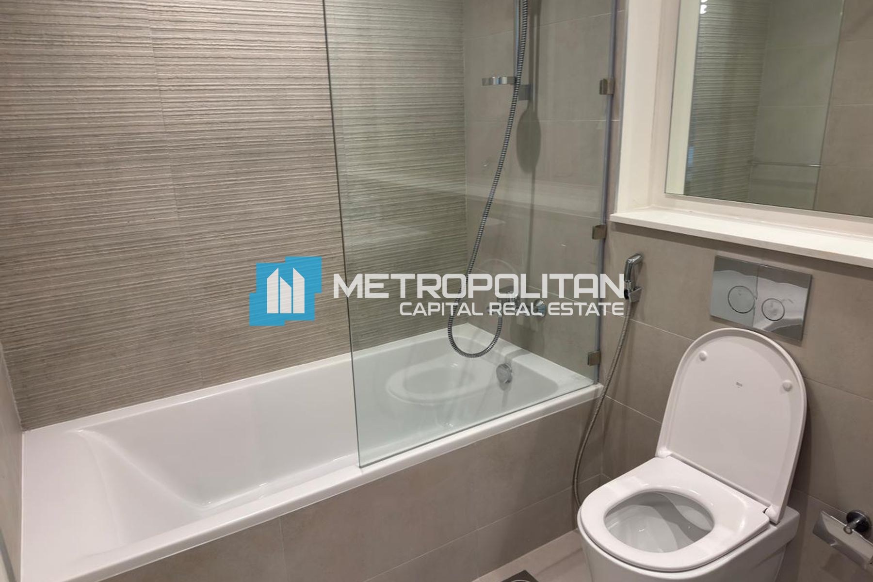 Vacant 1BR+Balcony | Golf Course View | Furnished