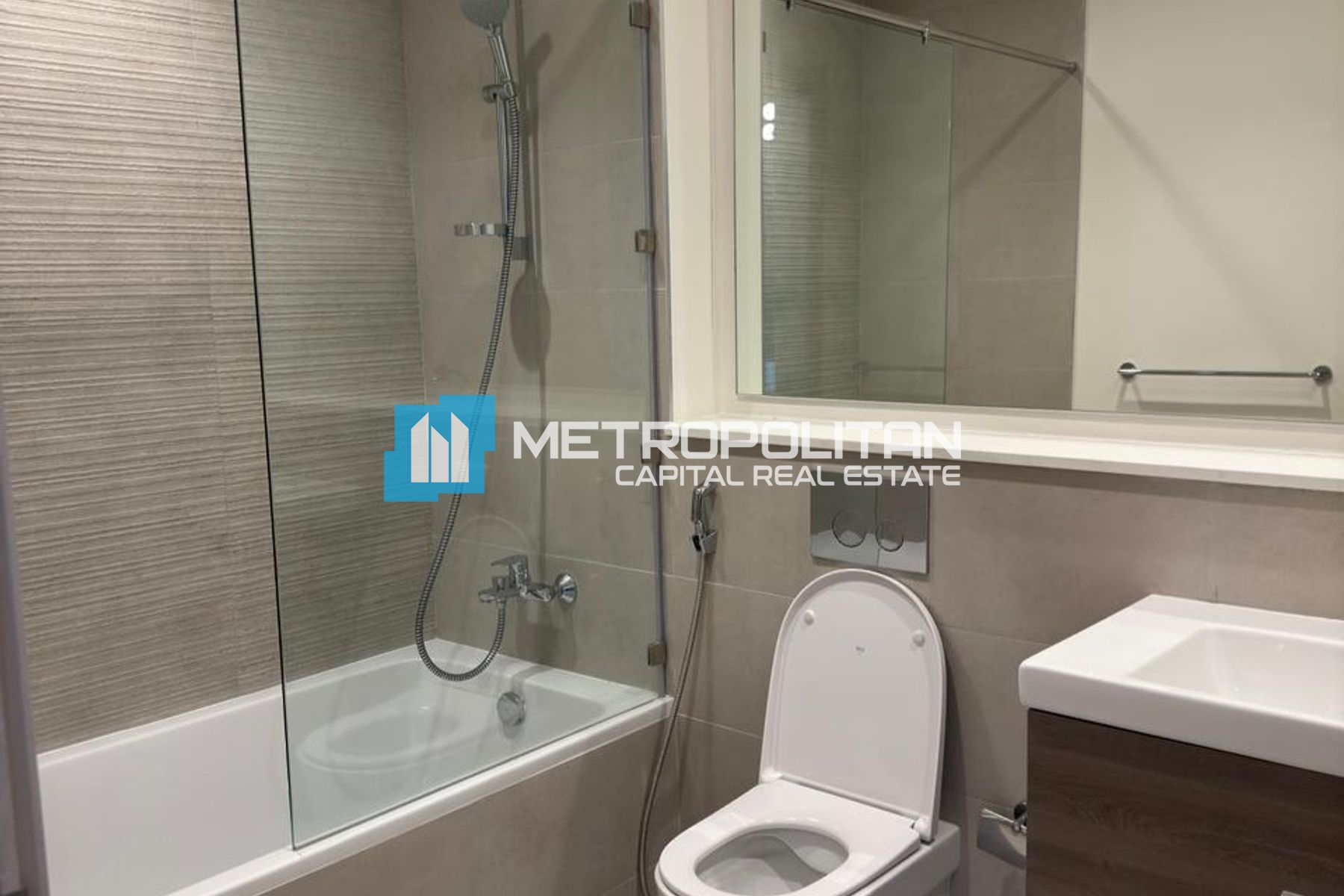 Vacant 1BR+Balcony | Golf Course View | Furnished