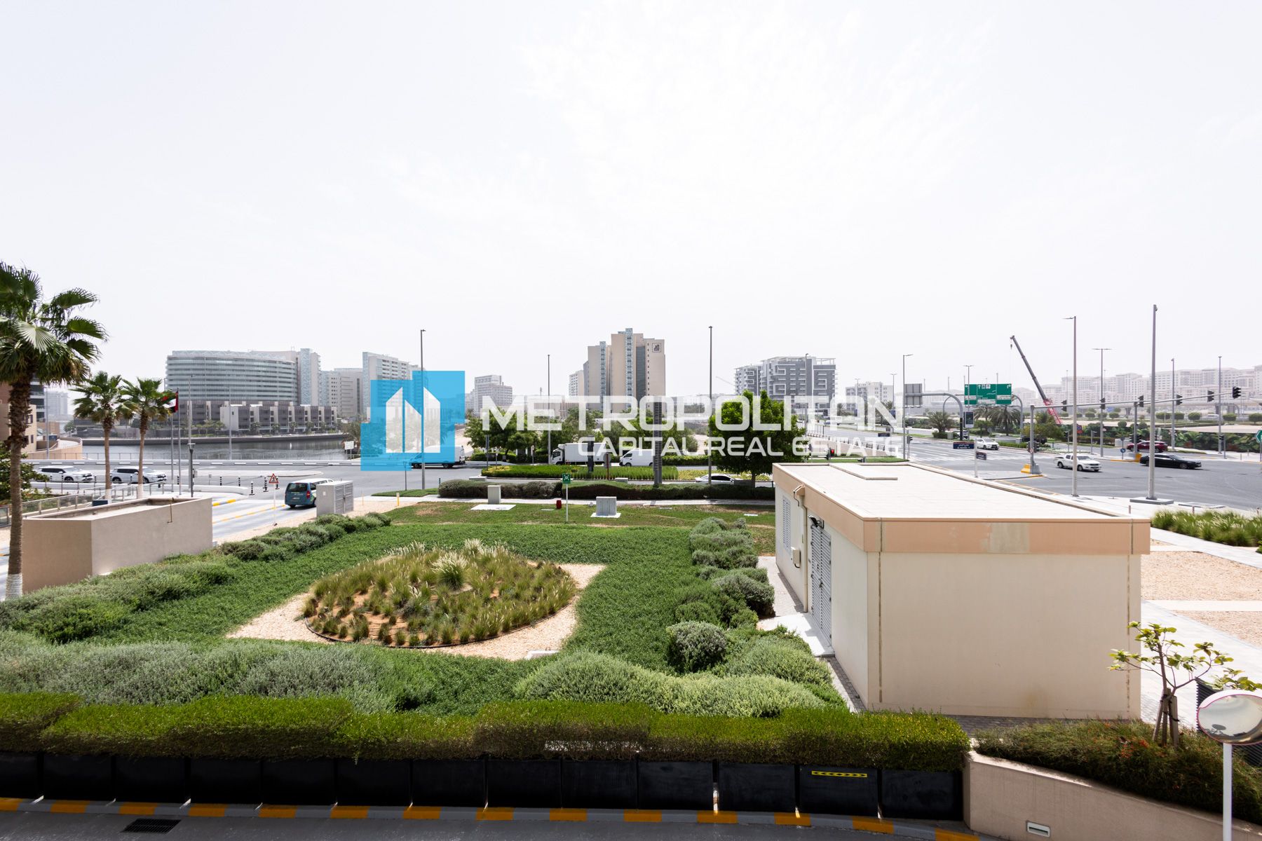 Fully Furnished I Partial Sea View I1 with Balcony