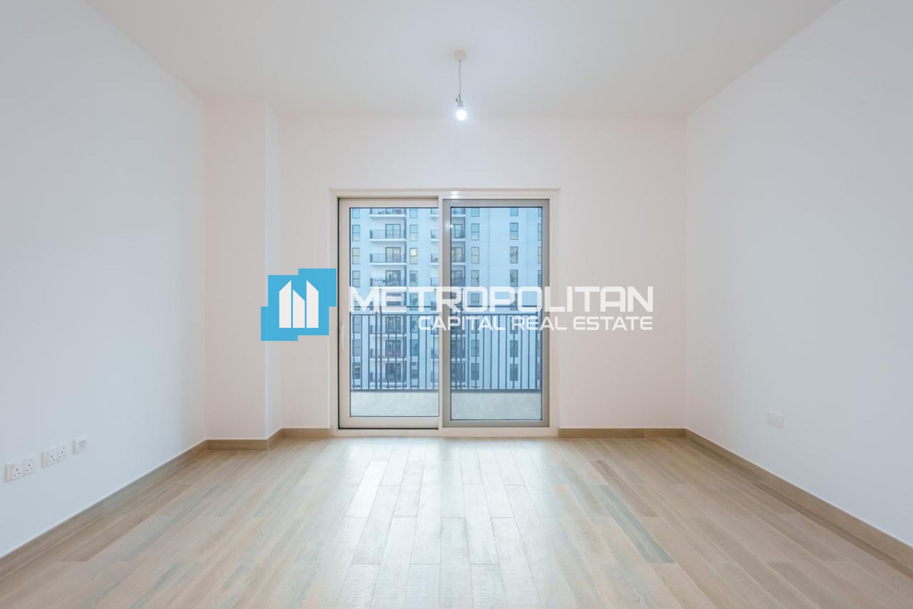 1BR Apartment for Rent in Waters Edge, Yas Island - MCR-7919