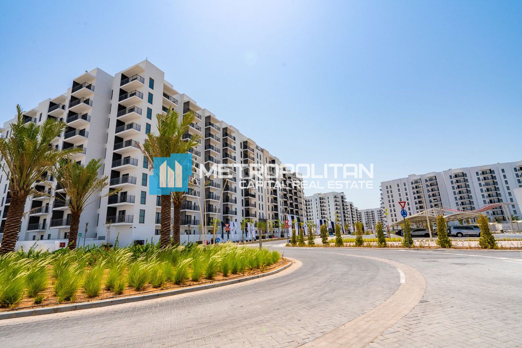 1BR Apartment for Rent in Waters Edge, Yas Island - MCR-7935