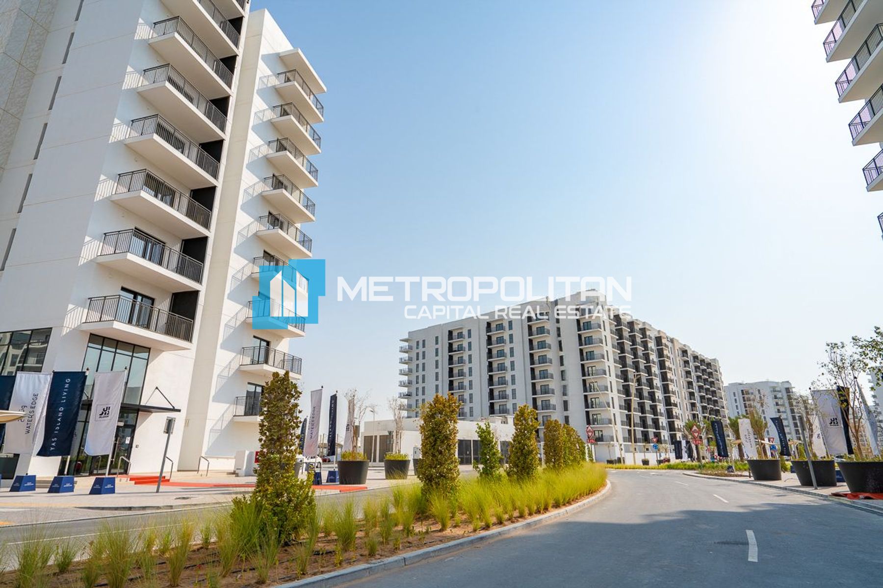 Corner 1BR | Balcony | Vacant | Well Maintained