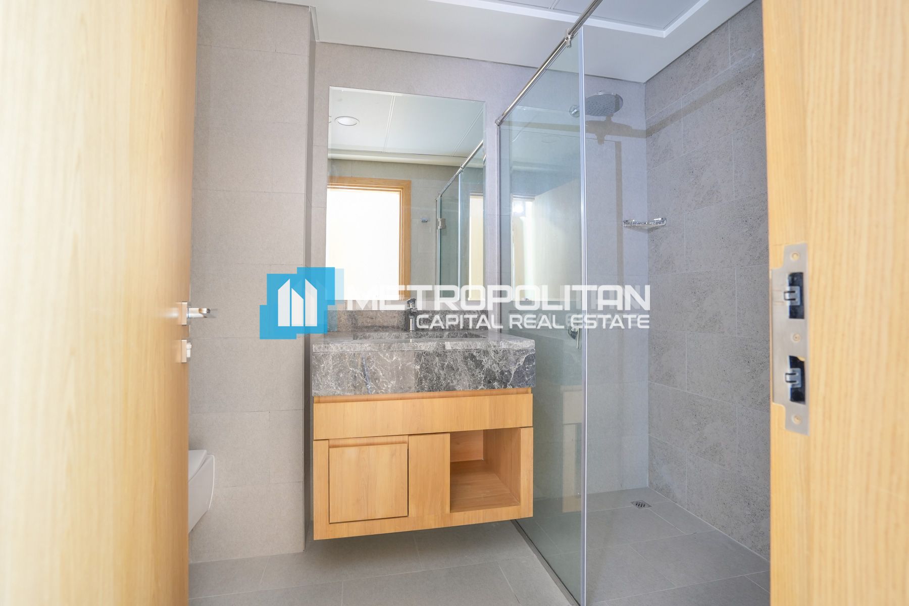 Canal View | High Floor | Vacant 1BR w/ Balcony
