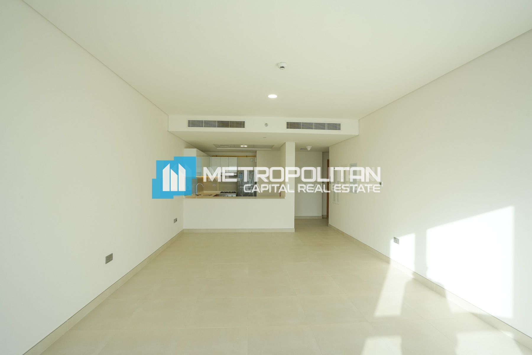 Canal View | High Floor | Vacant 1BR w/ Balcony