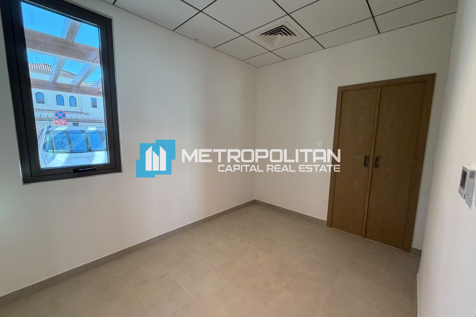 Снять таунхаус в Bloom Living, Khalifa City - MCR-7940