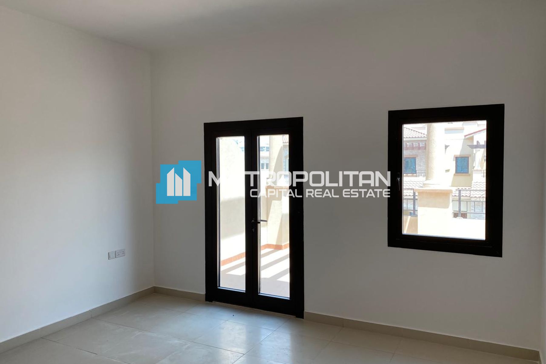 3BR with Balcony | Ready To Move | Single Row