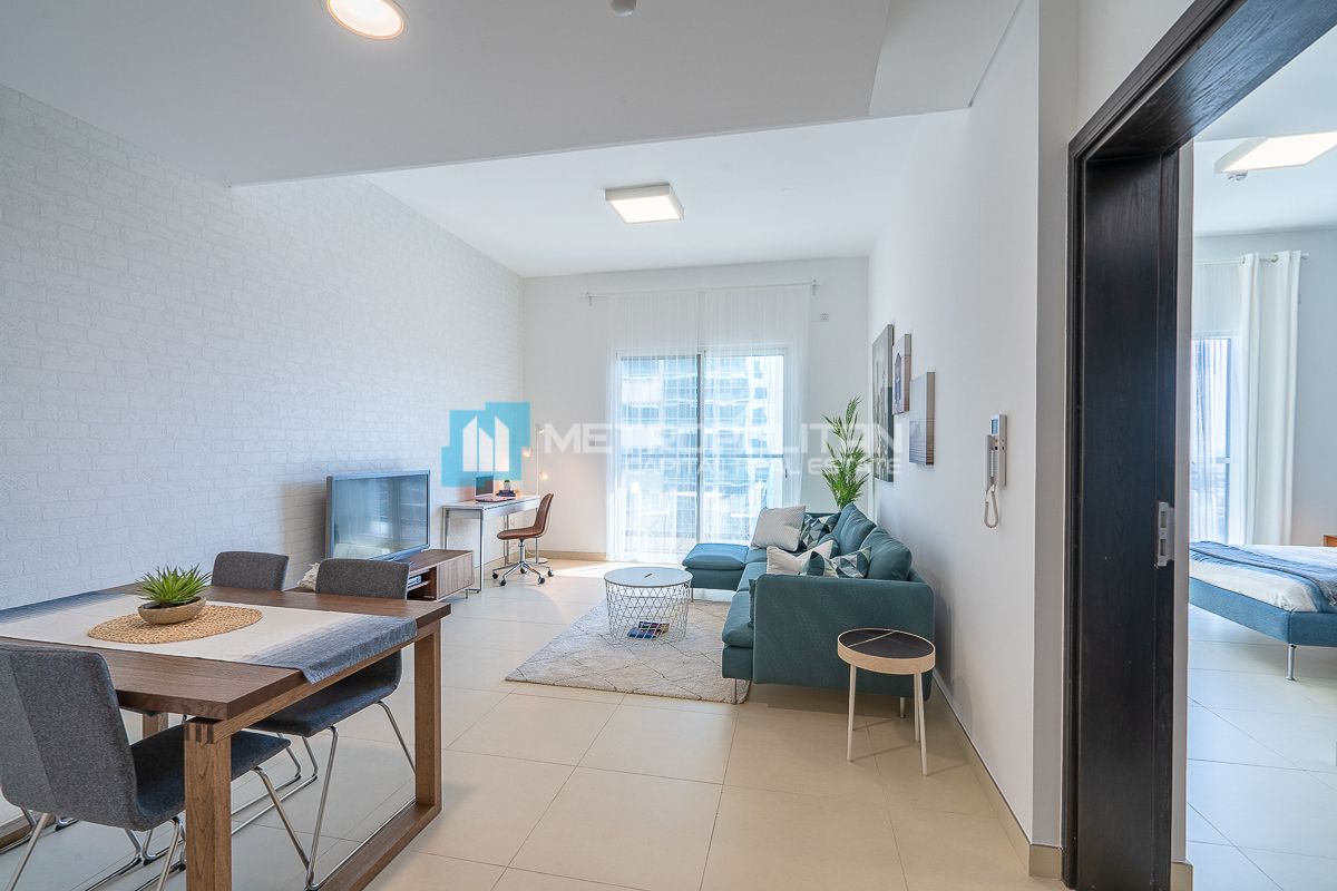 Fully Furnished | 1 BR w/ Balcony | Full Sea View