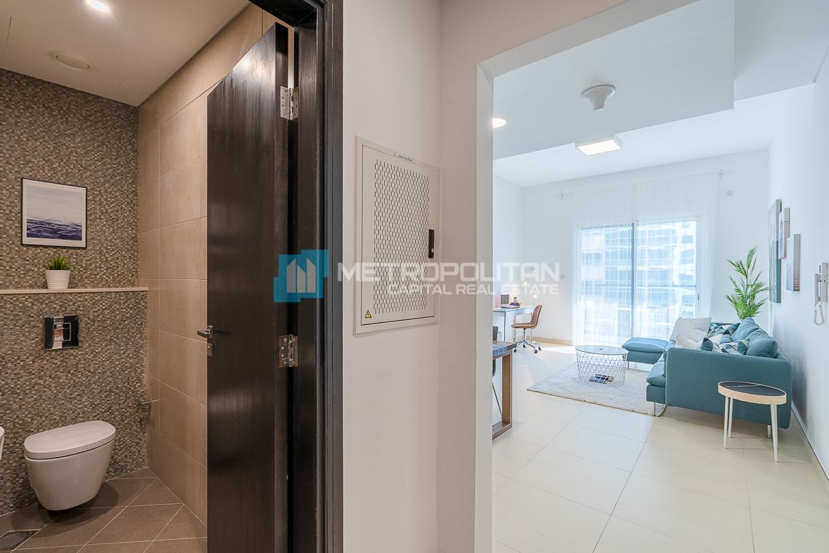 Fully Furnished | 1 BR w/ Balcony | Full Sea View