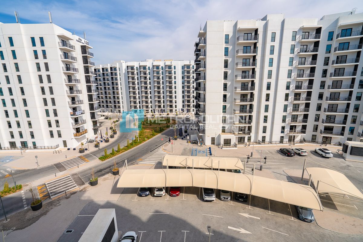2BR Apartment for Rent in Waters Edge, Yas Island - MCR-7962
