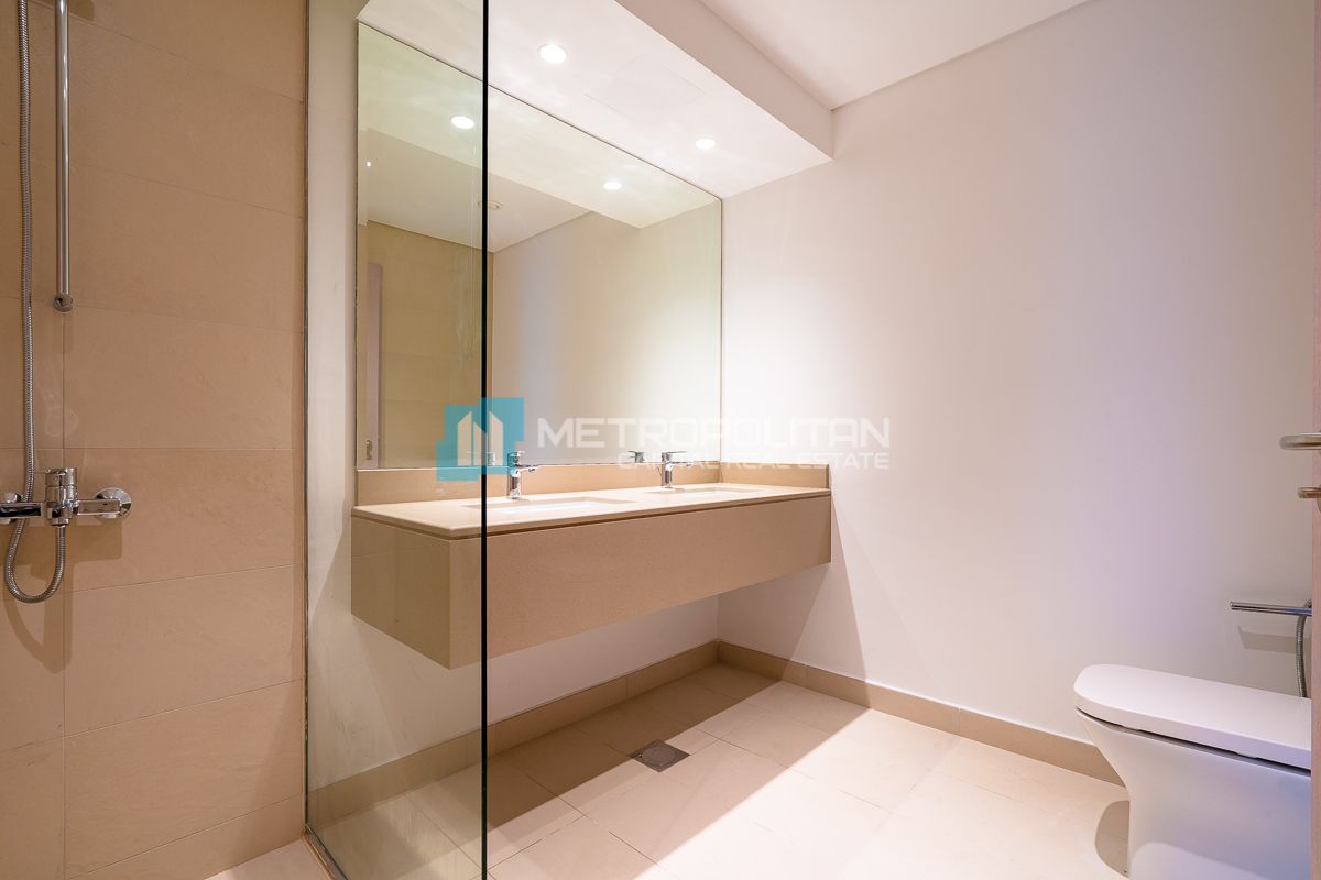 2BR+Balcony | Partial Canal View | Prime Location