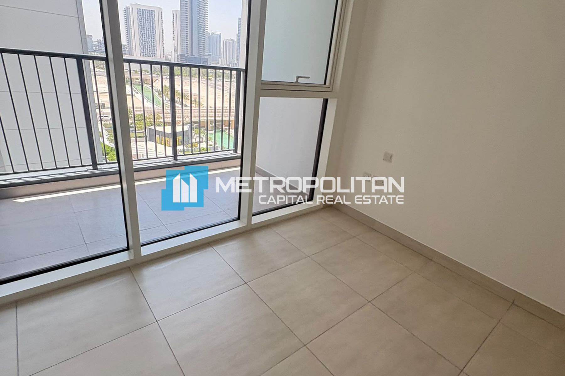 Park View | Ready to Move | Balcony |Landry Room