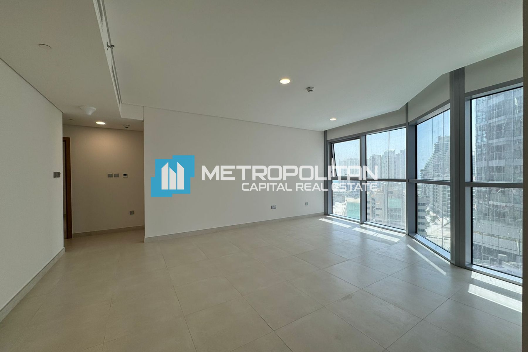 Vacant | Low Floor | 3BR w/ Maid | Community View