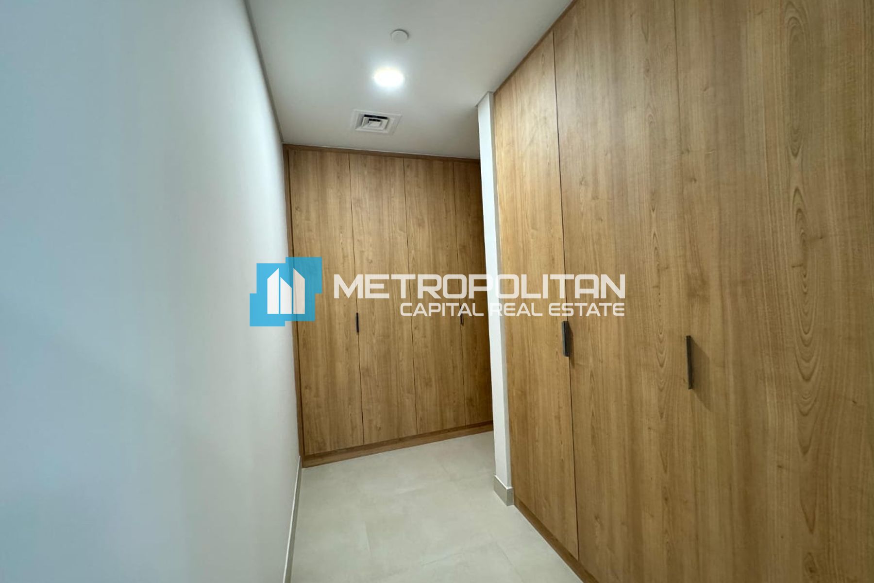 Снять квартиру в Radiant Square, Al Reem Island - MCR-7978
