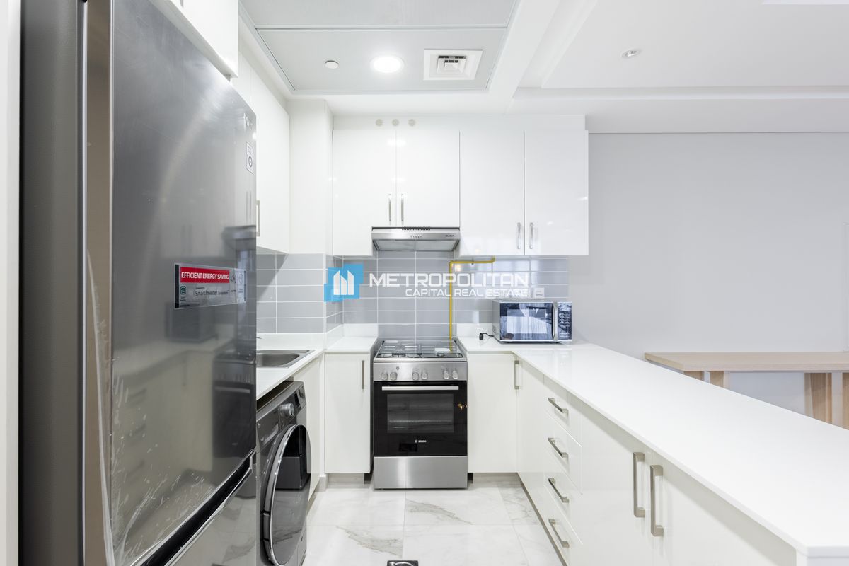 Fully Furnished | Stunning Sea View | Vacant Unit