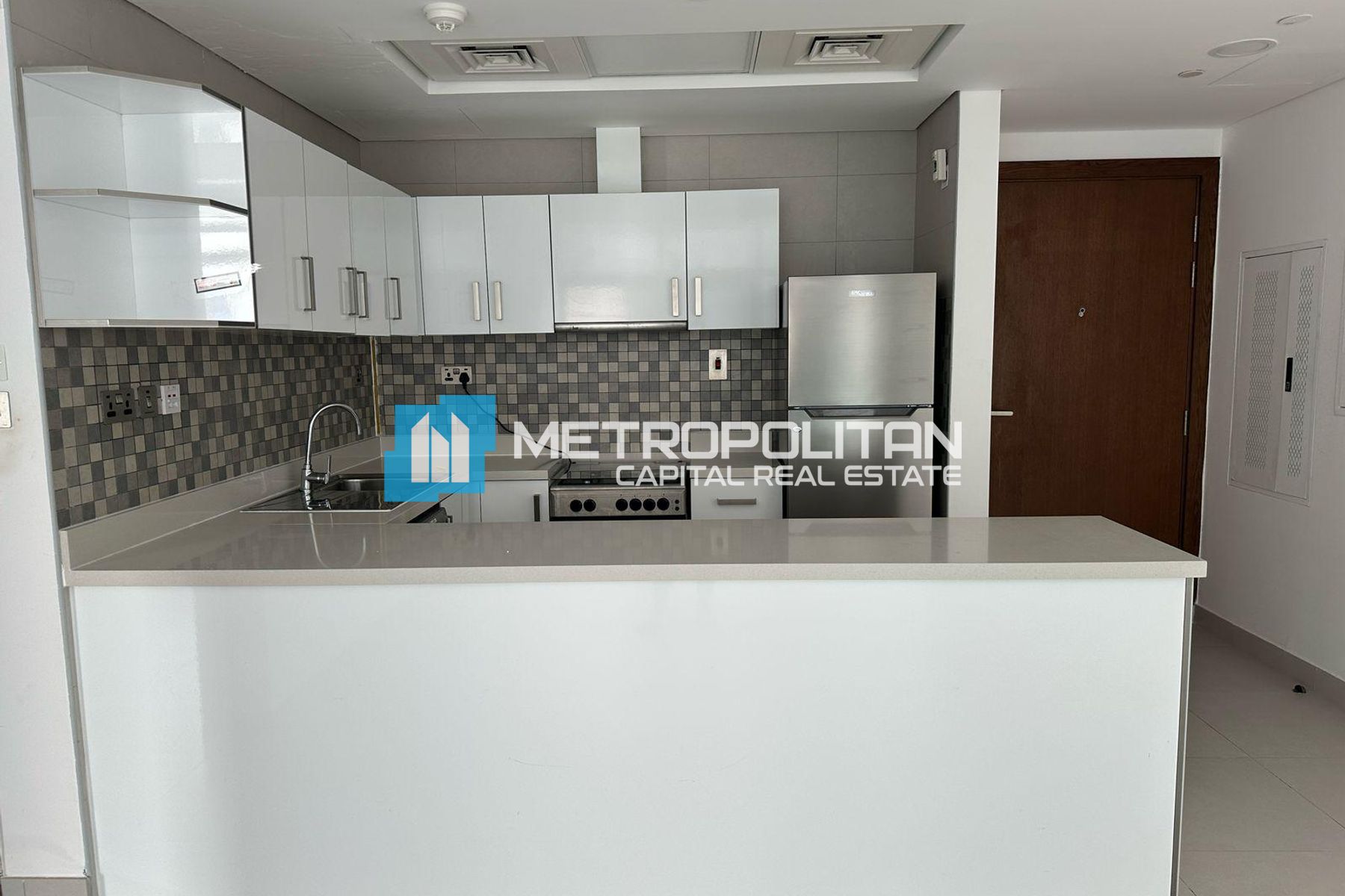 Canal View | 1BR w/ Balcony | High ROI | Vacant
