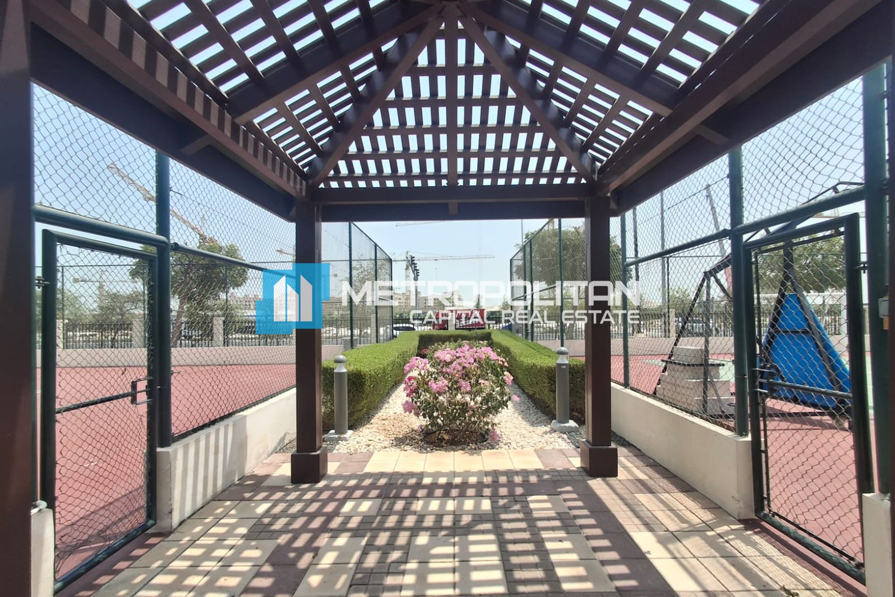 3BR+M w/ Terrace | Corner | Vacant | Mid Floor