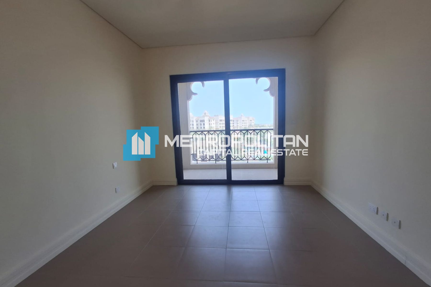 3BR+M w/ Terrace | Corner | Vacant | Mid Floor