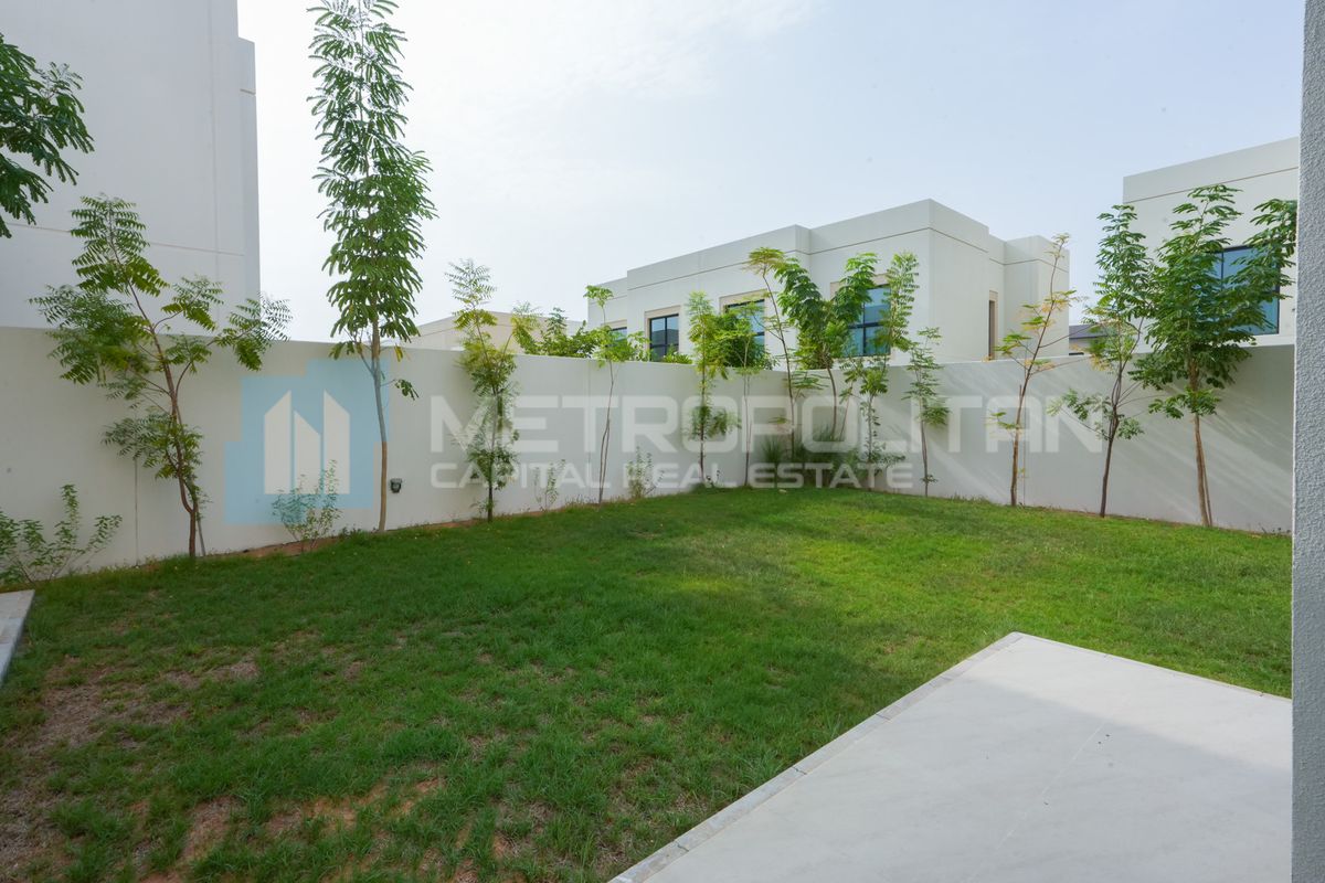 3 BR Twin Villa | Maids+ Study | Fully Furnished