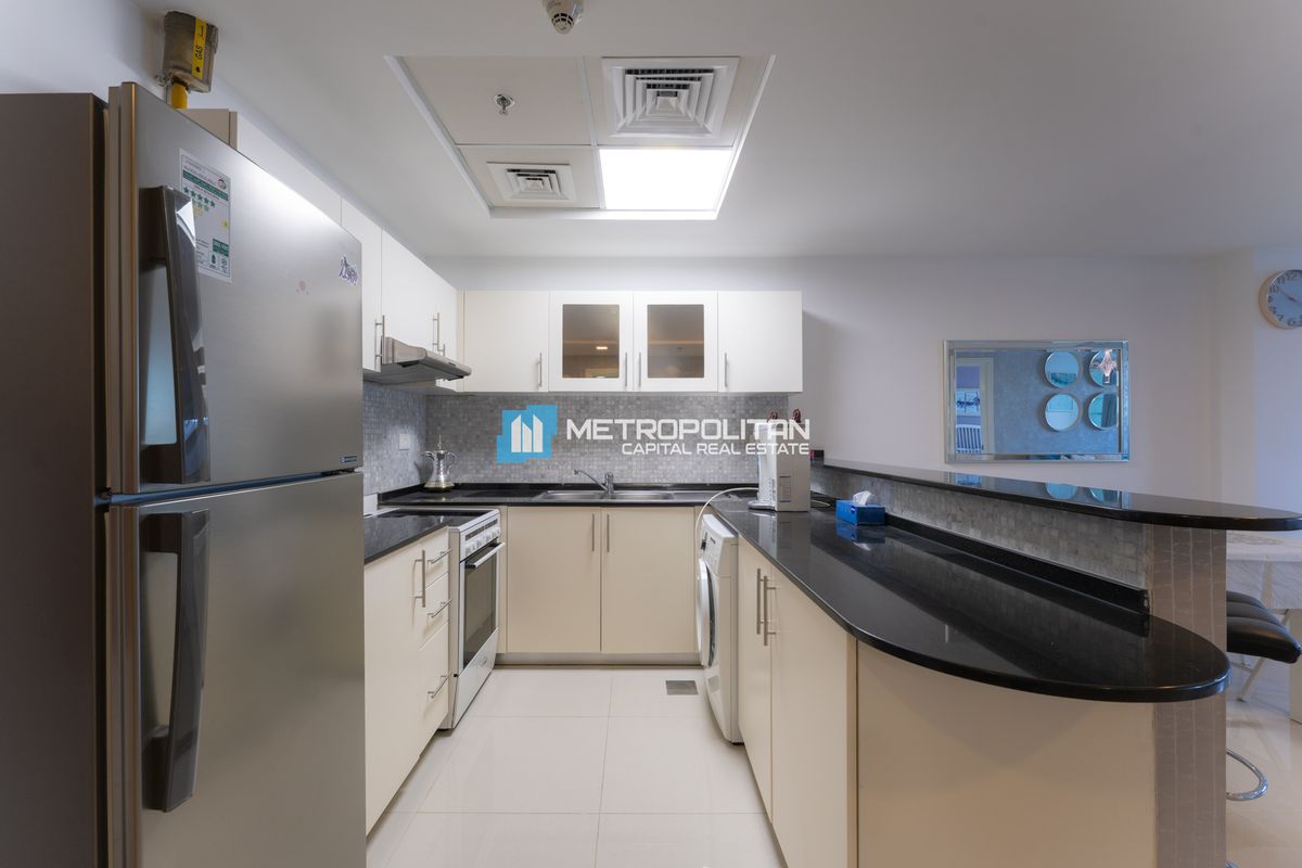 شقة للإيجار في Marina Bay by DAMAC، Al Reem Island - MCR-8000