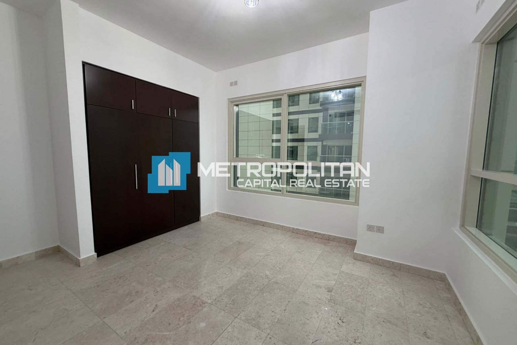 3BHK with Balcony | Ready to Move | Canal View