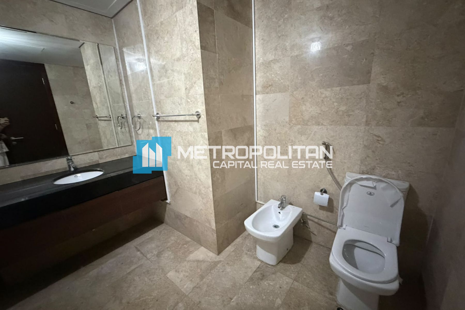 3BHK with Balcony | Ready to Move | Canal View