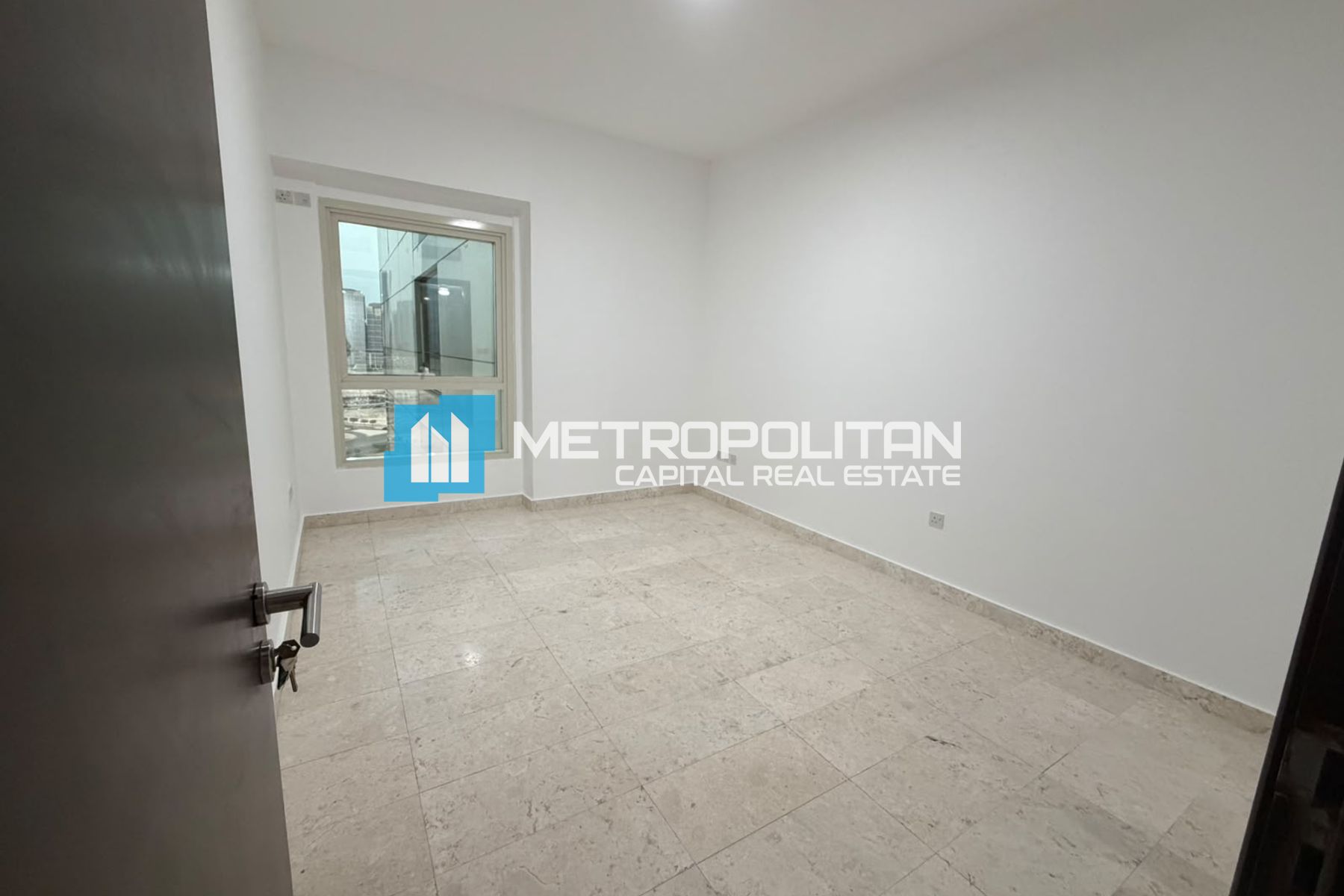 3BHK with Balcony | Ready to Move | Canal View