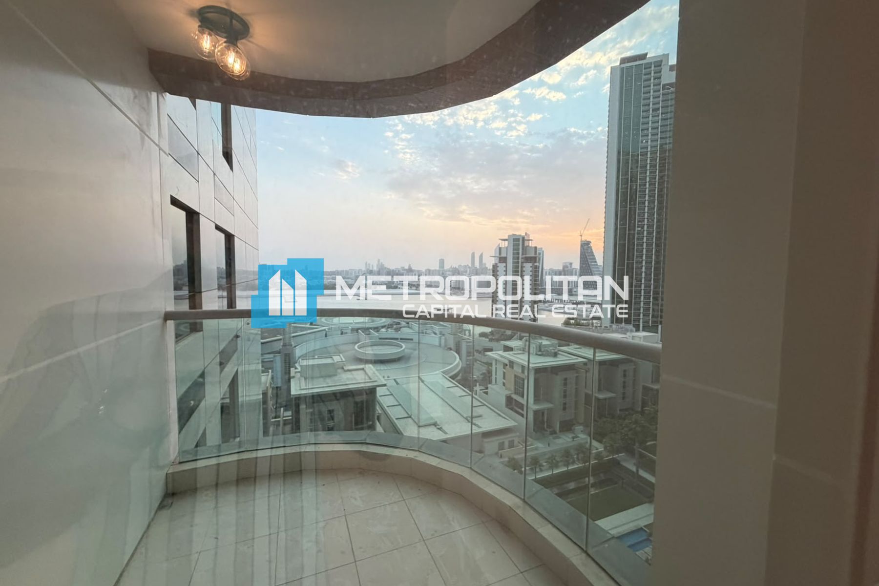 3BHK with Balcony | Ready to Move | Canal View