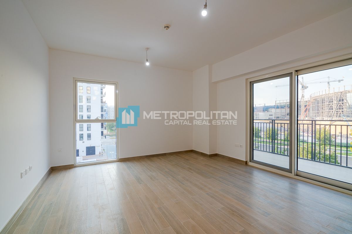 3BR Apartment for Rent in Waters Edge, Yas Island - MCR-8019