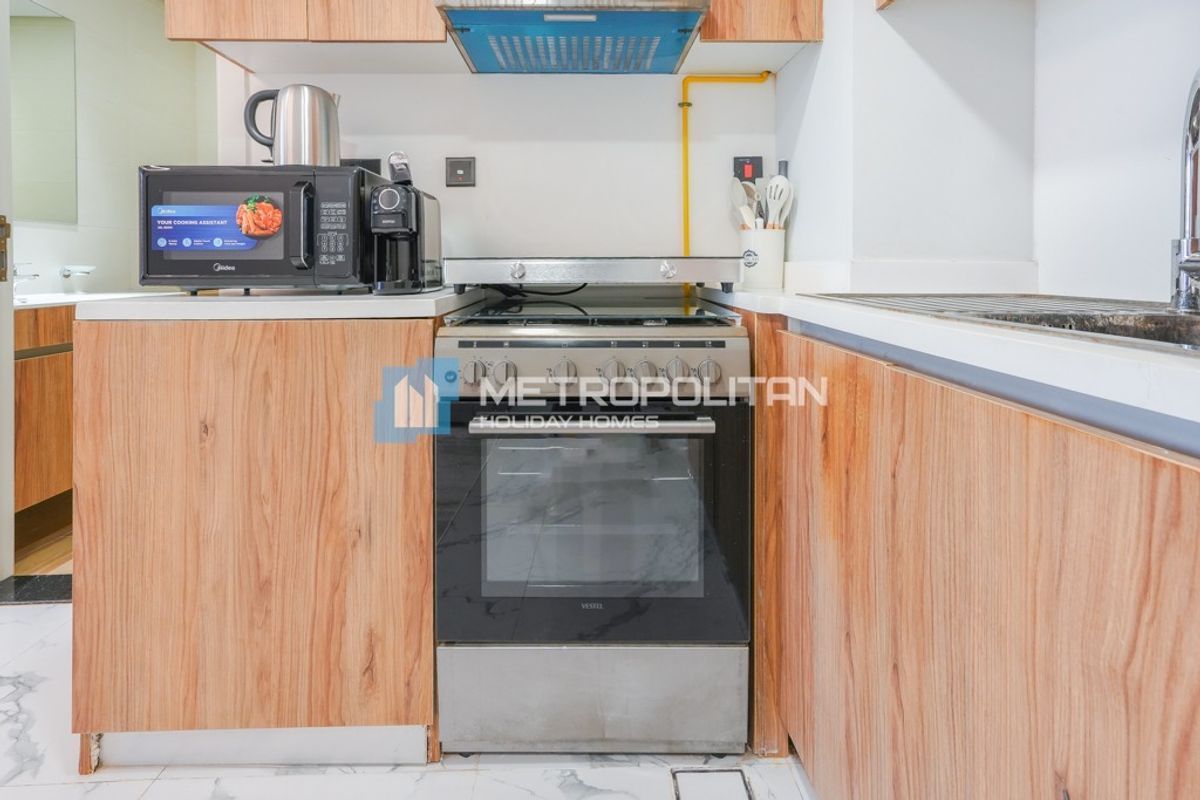 1 BR with Balcony | Canal View | Fully Furnished