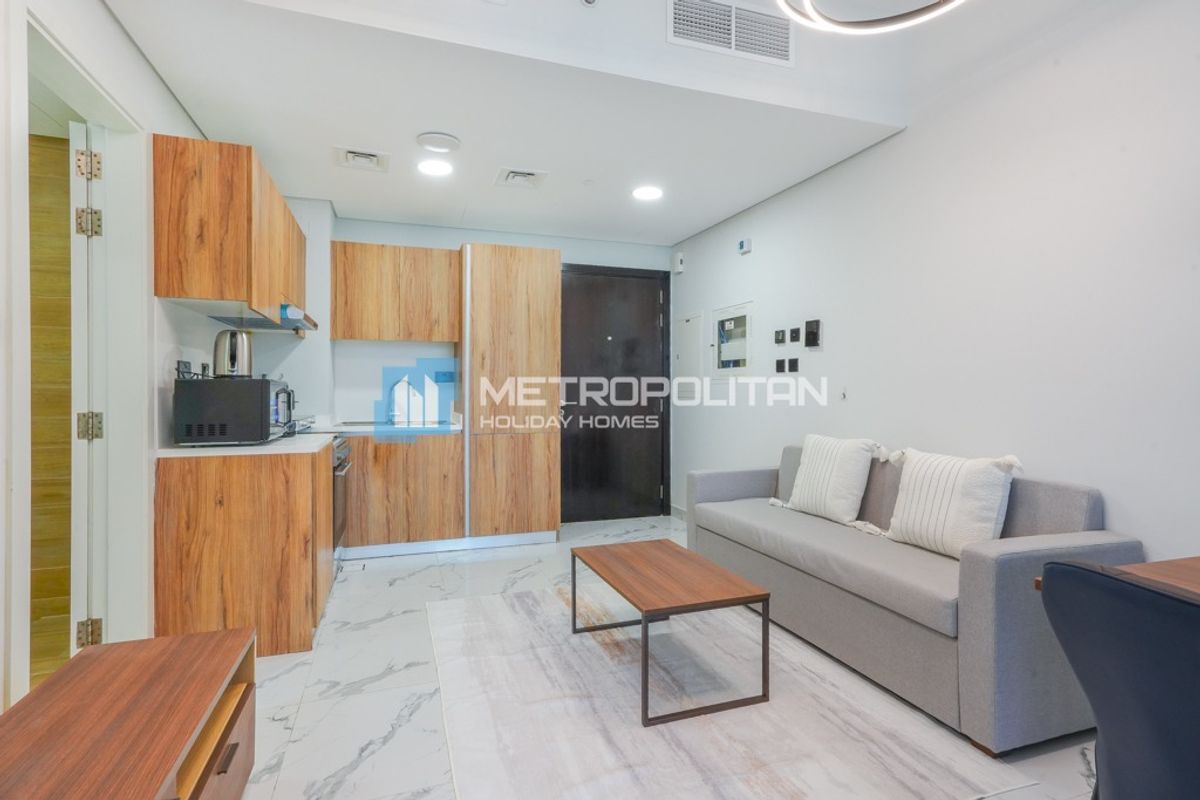 1 BR with Balcony | Canal View | Fully Furnished